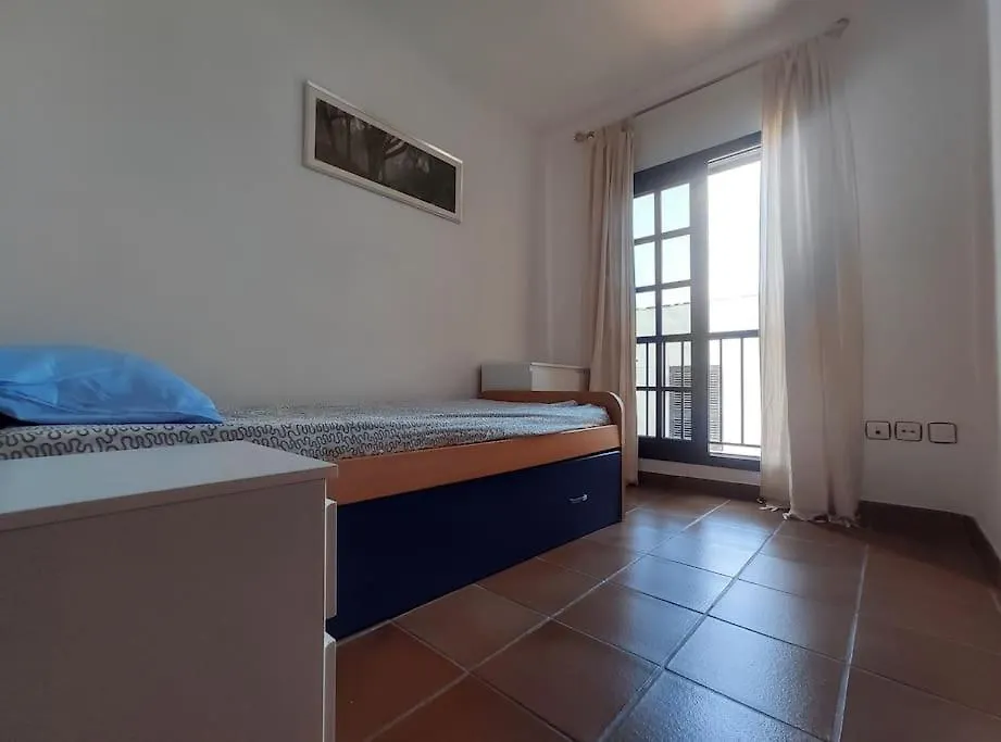 Duplex In Quiet Zone, Next To Sea, Fast Wifi Apartment El Medano  0*, El Medano (Tenerife) Spain